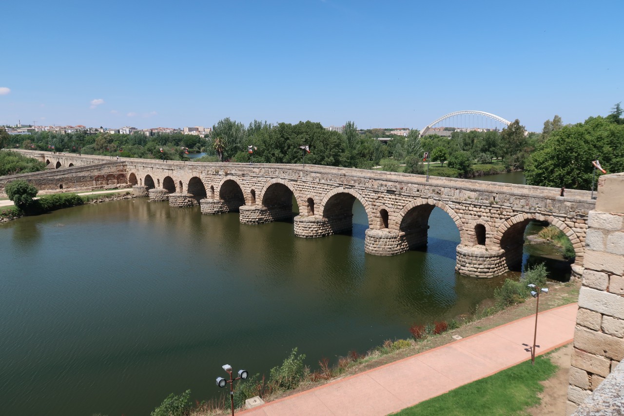 Puente Romana über den Rio Guadiana in Mérida