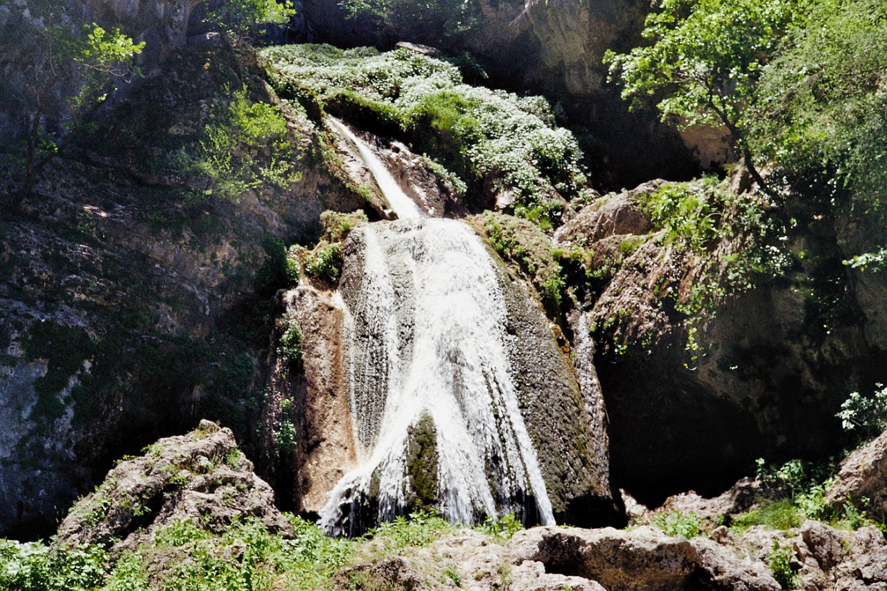 Unterster Wasserfall des Rio Mundo