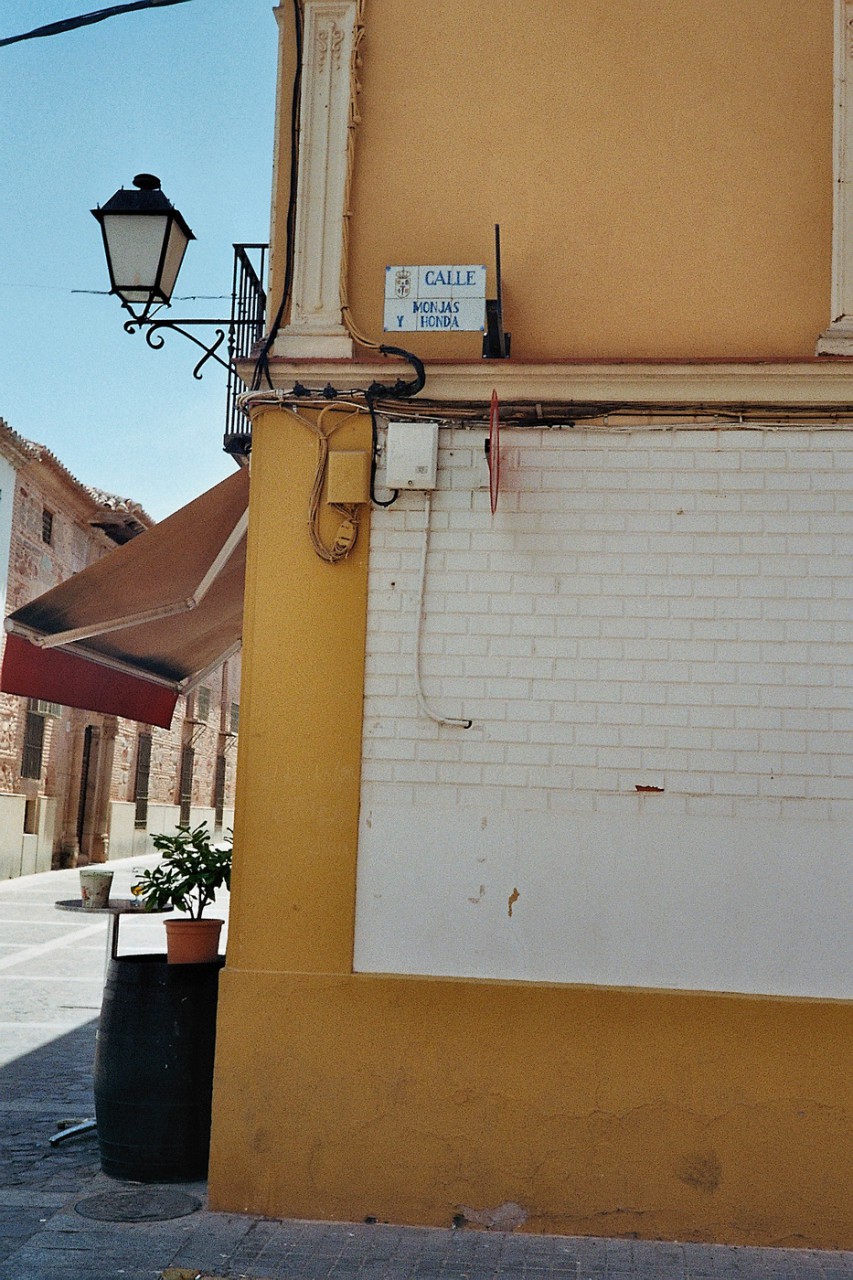 Calle de Monjas y Honda