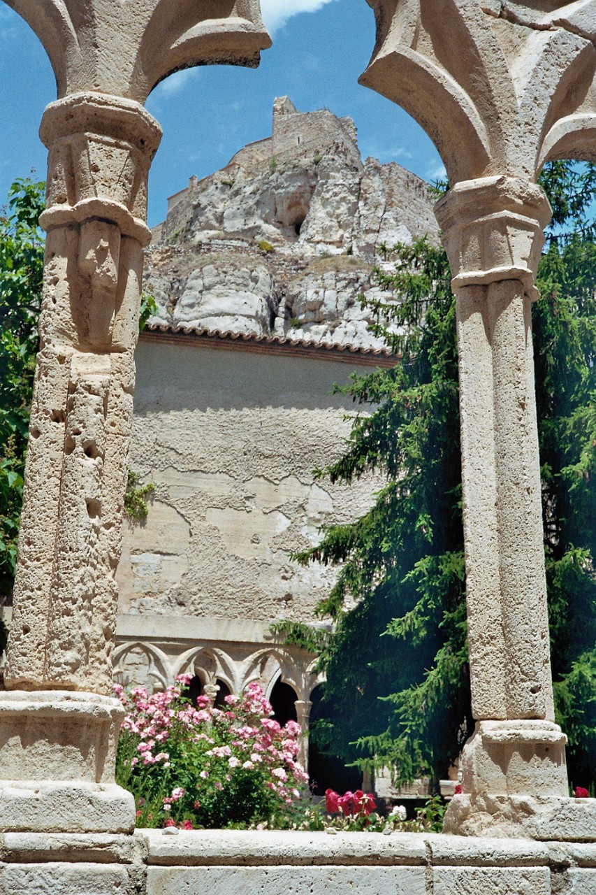 Kreuzgang im unteren Teil der Festung von Morella