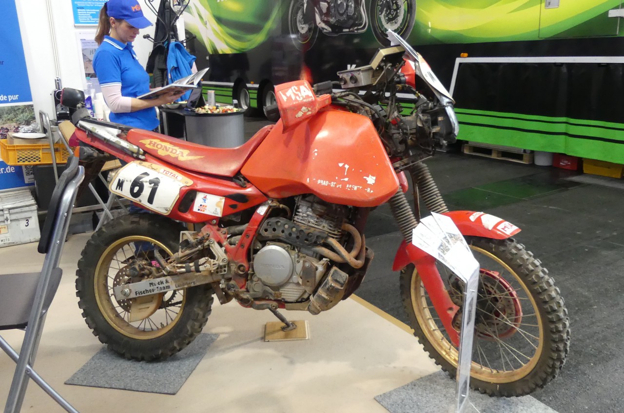 016 Honda Dominator NX 650 Dakar 1991.JPG