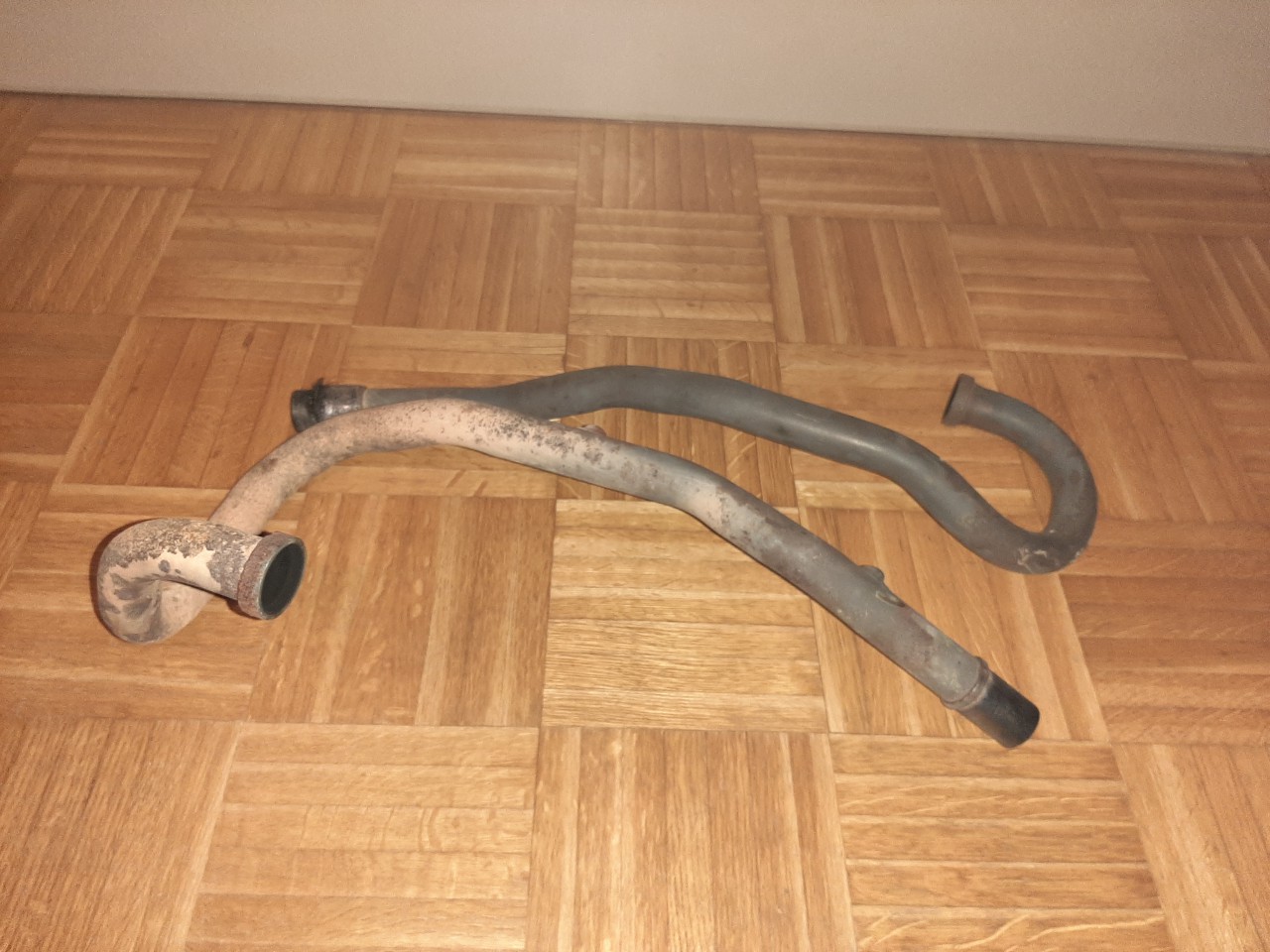 20201216_080604.jpg (3.3 MiB) 2201 mal betrachtet Krümmersatz.