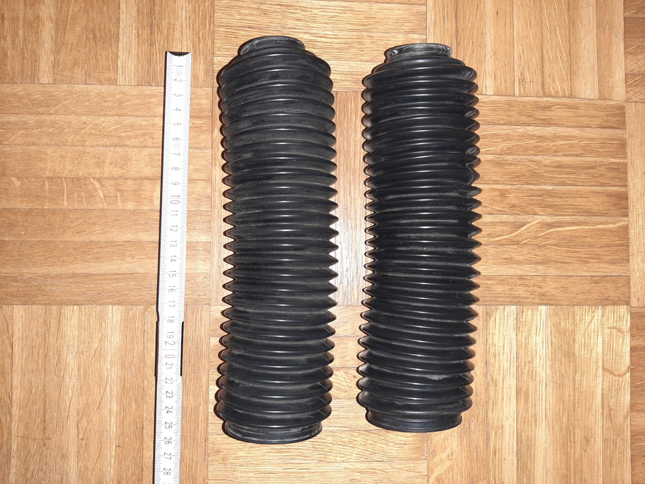 20201216_080916.jpg (5 MiB) 2174 mal betrachtet Faltenbälger, erscheinen mit jedoch etwas kurz für die Domi