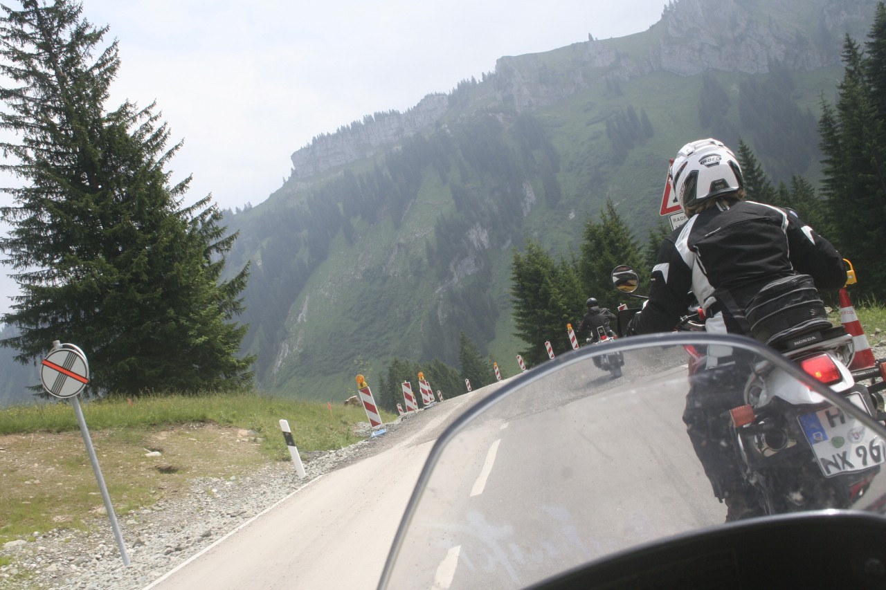 Schotterausritt am Riedbergpass