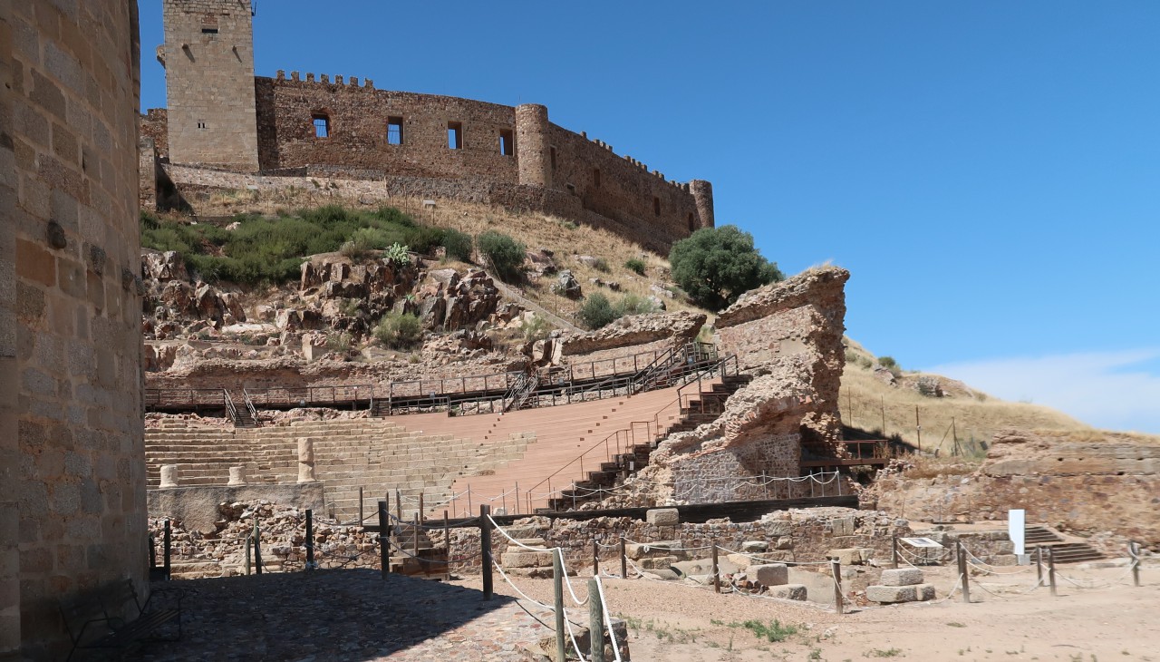 Römisches Theater unterhalb des Castillos von Medellin