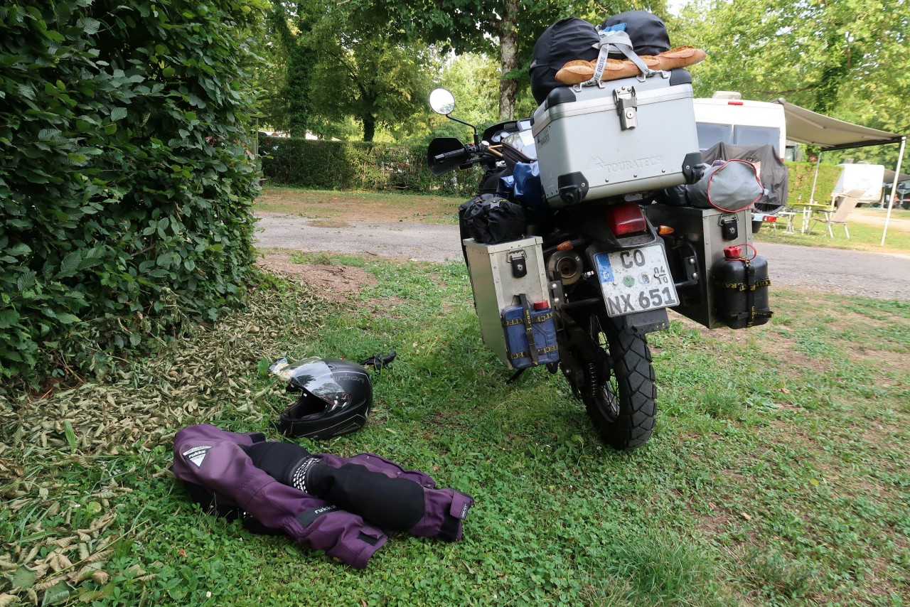 nach fast 10 Stunden Fahrt endlich in Lons-le-Saunier angekommen