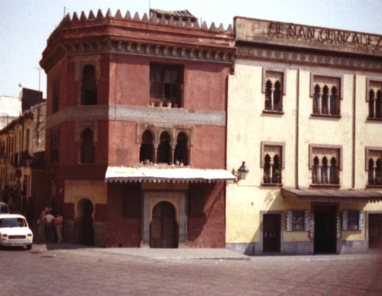 Häuserfront in Cordoba