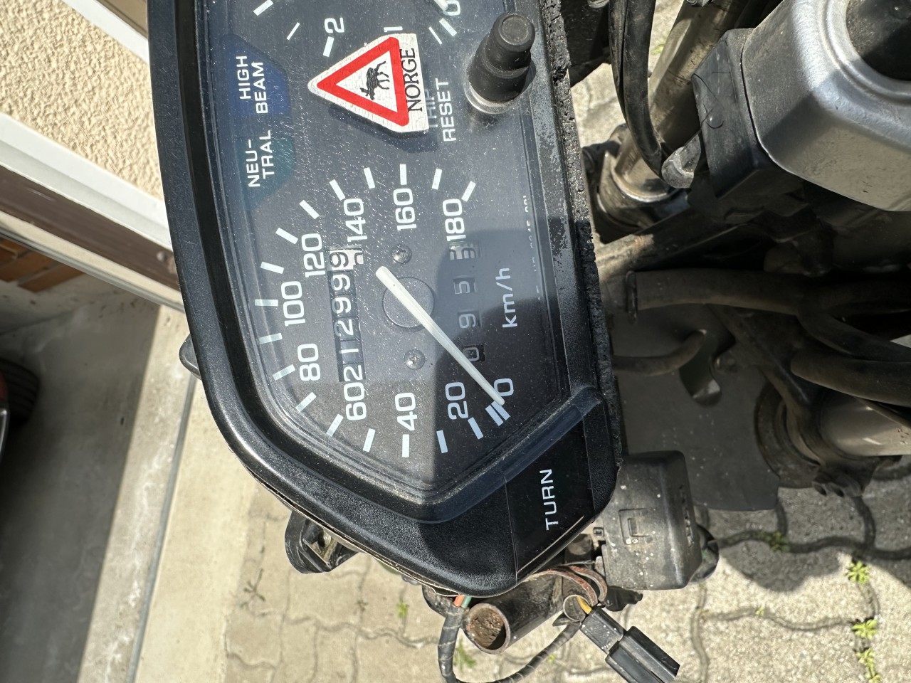 IMG_0445.jpeg (2.85 MiB) 15479 mal betrachtet 7.) viel rumgekommen ist sie bisher nicht, aber immerhin nach Norwegen und auf den Großglockner