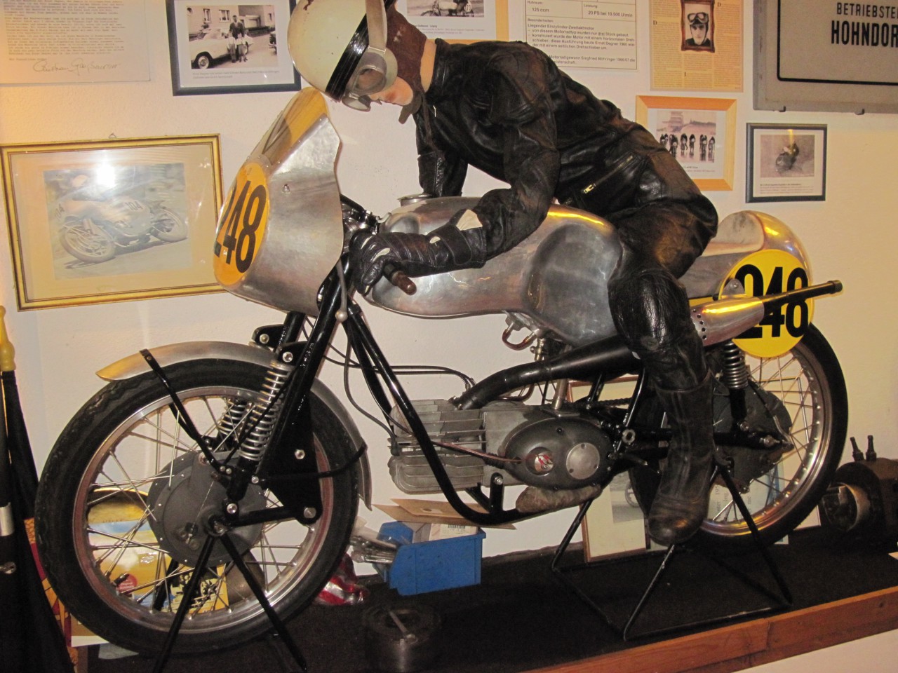 019 MZ 125 liegender Zylinder Ex-Maschine von S. Möhringer im Jupo 1966-1967 eingesetzt.JPG