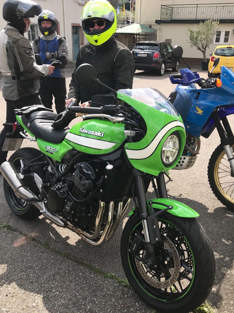 Murgtaldomi auf Kawasaki Z900RS Café