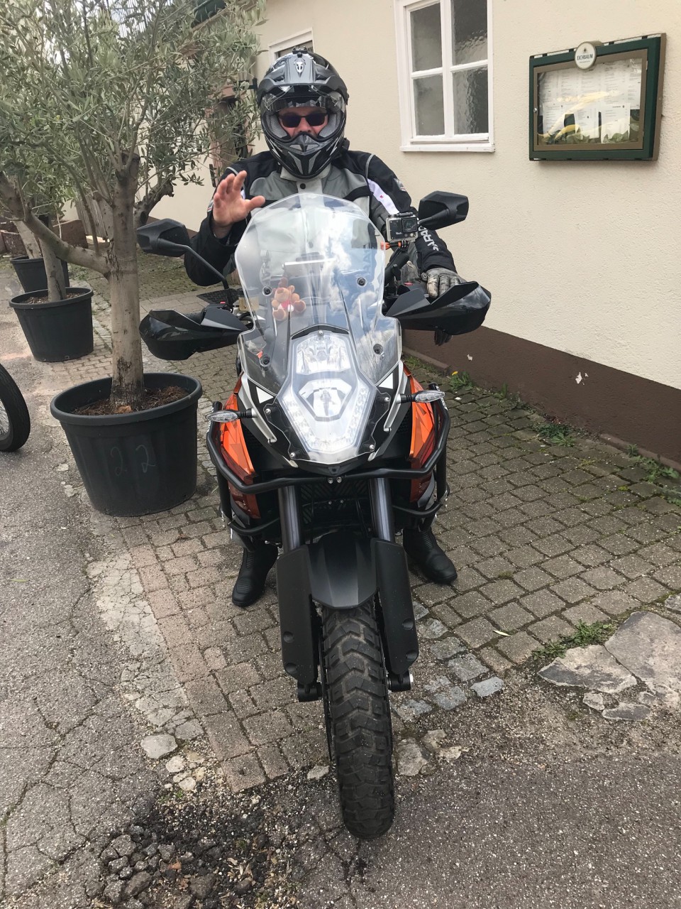 Nickless auf KTM 1190 Adventure