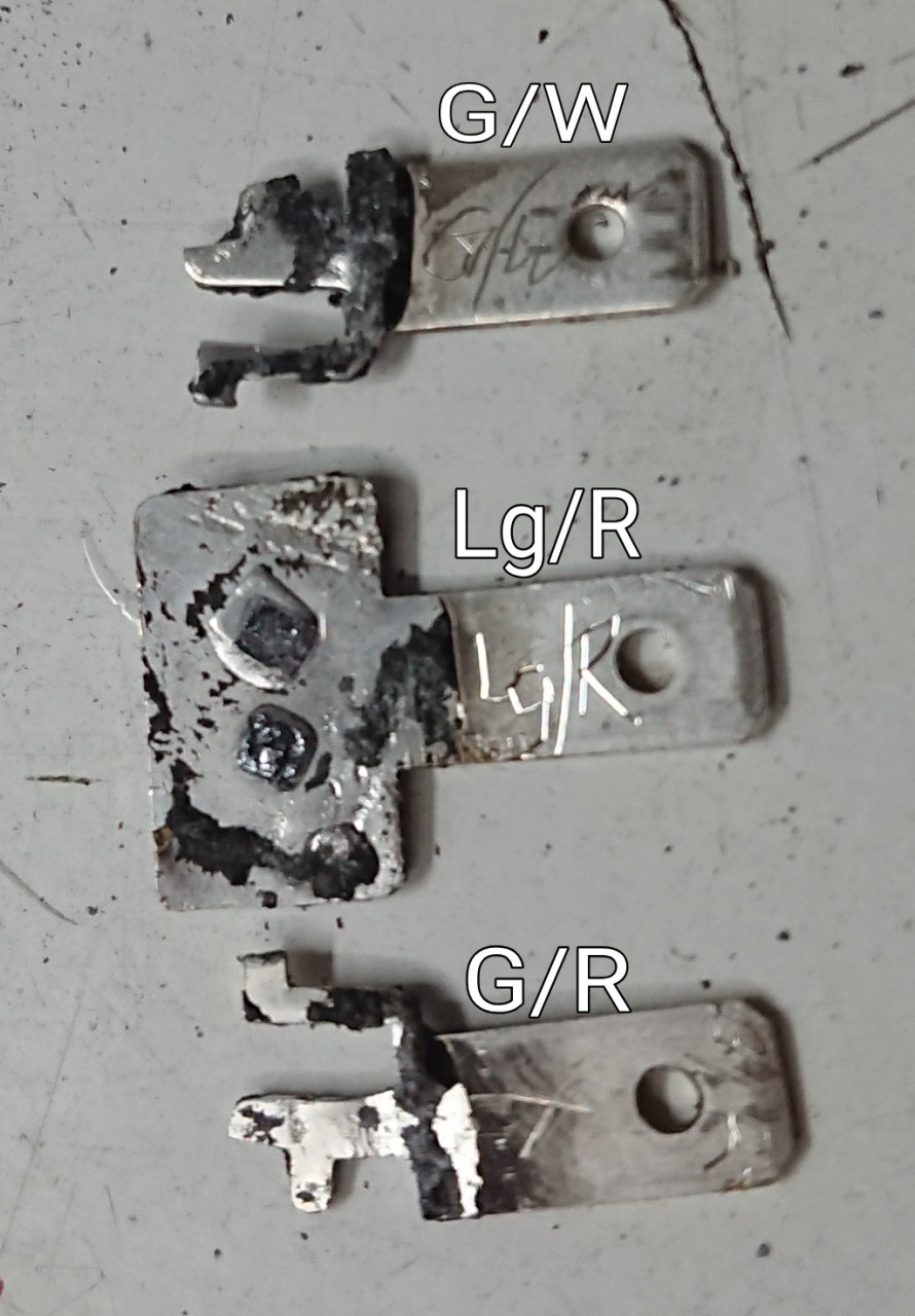 NX 650 Diodenstöpsel.jpg